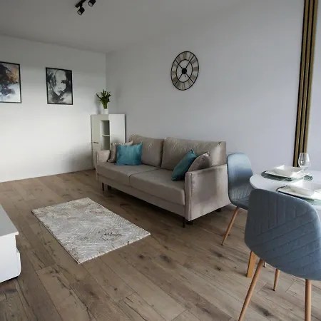 Kj - Z Garazem Podziemnym Apartment *