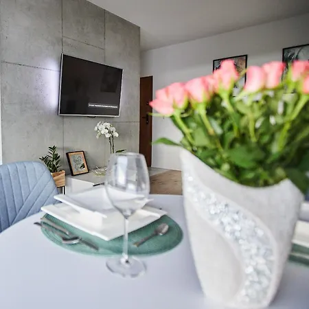 Kj - Z Garazem Podziemnym Apartment *